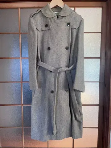 레어 mina lewis 트렌치코트