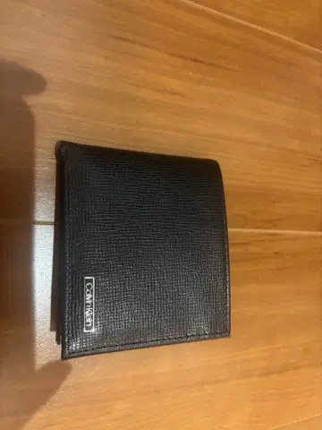 이단 접이식 지갑 캘빈클라인