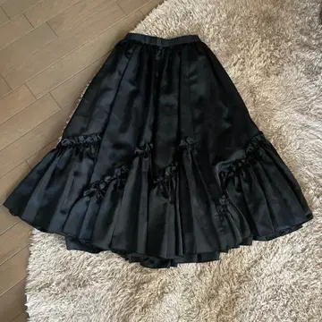 새틴 플레어 롱 스커트 블랙