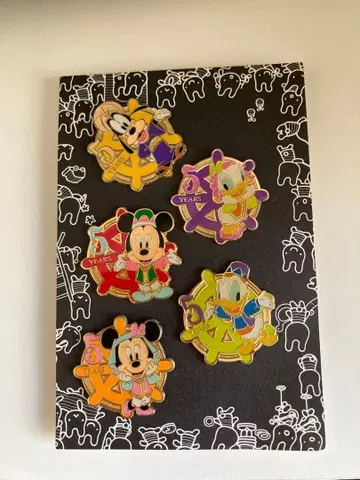 5주년 기념 캐릭터 핀 배지 세트