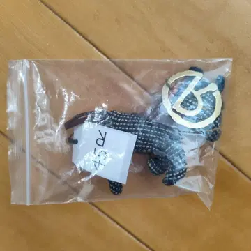 강아지 모양 키링 파랑 블랙 체크