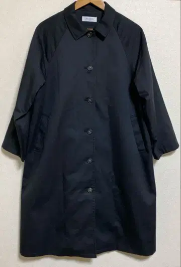 블랙 트렌치코트