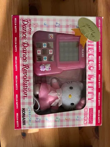HELLO KITTY Dance Dance Revolution