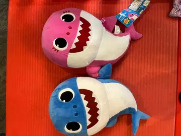 베이비샤크 봉제 인형 세트