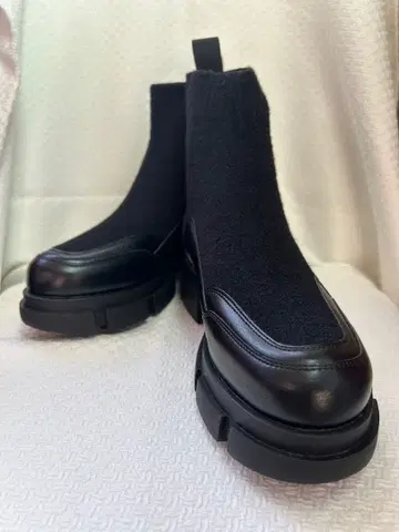 nouer 메탈릭 밑창 숏부츠