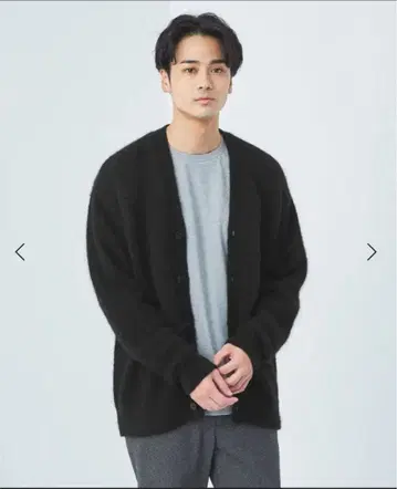 알파카 샤기 V넥 가디건 그린라벨 블랙