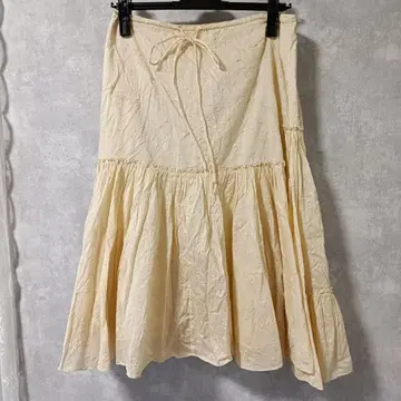 Kulson 자수 캉캉 스커트 미디 스커트 베이지 계열 아이보리