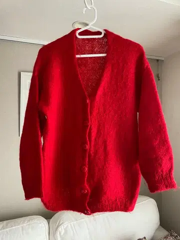 빈티지 아크릴 모헤어 빨간색 V넥 가디건