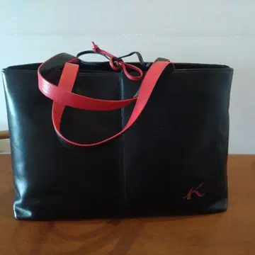 네이비 토트백 지퍼 포함