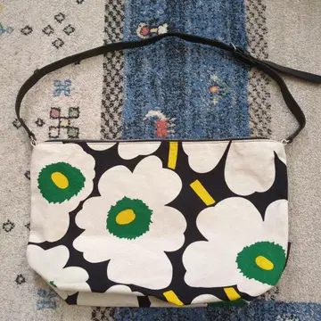 마리메꼬 우니코 숄더백