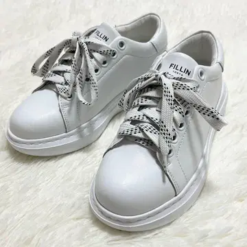미사용급 FILLIN LUCENT 스니커즈 통굽 화이트 23cm