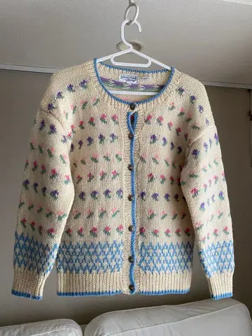 빈티지 노르딕 가디건 파스텔