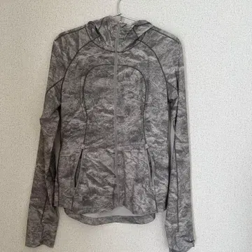 룰루레몬 후드 부착 자켓 4