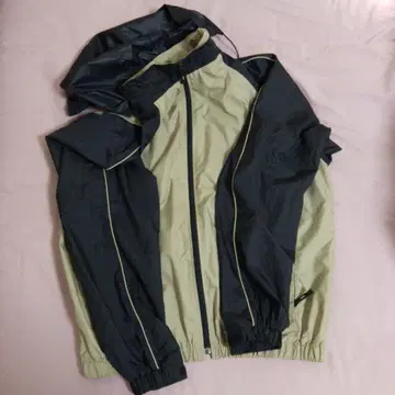 UNIQLO 후드 부착 나일론 자켓 블랙/베이지