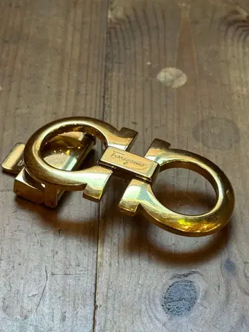 Ferragamo 간치니 버클 골드 빈티지 벨트 구제 의류