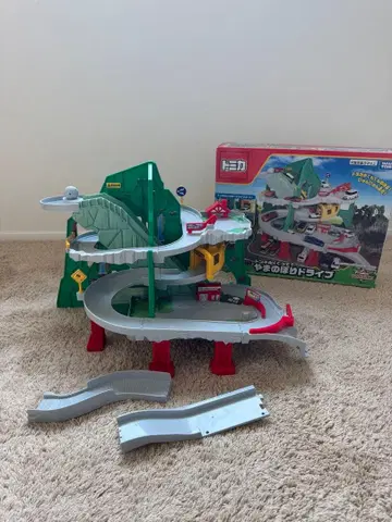 토미카 터널 통과! 산 오르기 드라이브