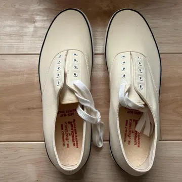 WAKOUWA 스니커즈