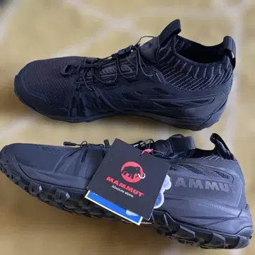 MAMMUT 마무트 신발 블랙