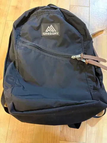 GREGORY 블랙 백팩 오버헤드 데이