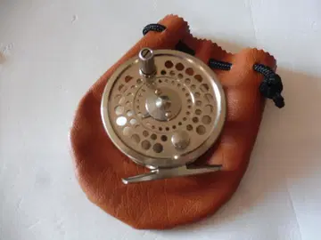 DAIWA Alltmor 알토모아 200D 플라이 릴