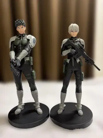 괴수 8호 피규어 2체 세트