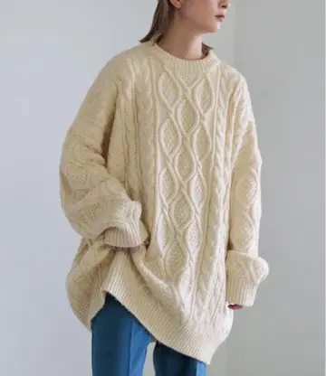 SELECT MOCA 오버사이즈 케이블 니트