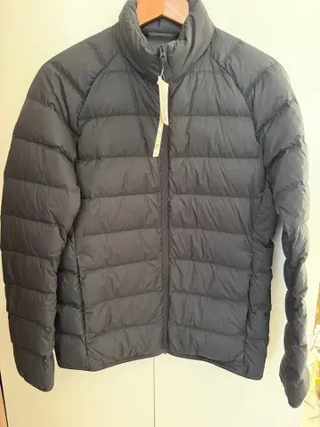 유니클로 울트라 라이트 다운 S 블랙