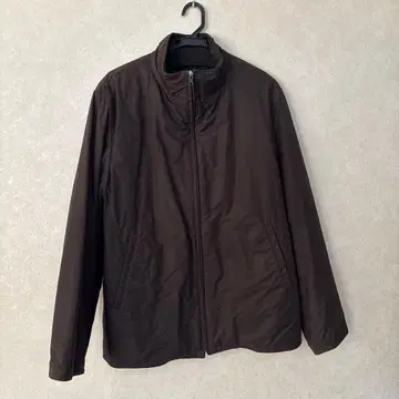 다크 브라운 지퍼 달린 자켓