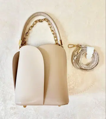 proportion body dressing 베이지 핸드백 골드