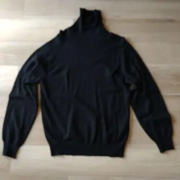 무인양품 캐시미어 50% 블랙 터틀넥 스웨터 M 사이즈