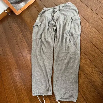 good enough 굿이너프 그레이 조거 팬츠 사이드 포켓 포함