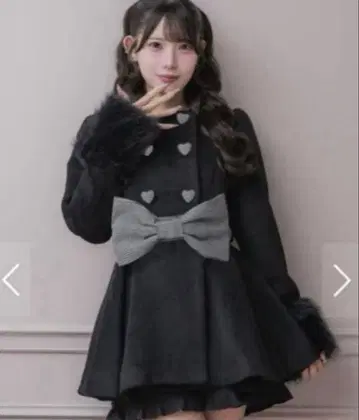 pium 하트 버튼 리본 벨트 샤기 코트 블랙