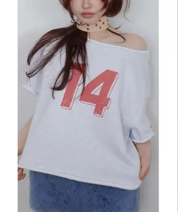 [ 여름을 향해 ] Freckle 상의 그레이 크롭 기장 오버 사이즈