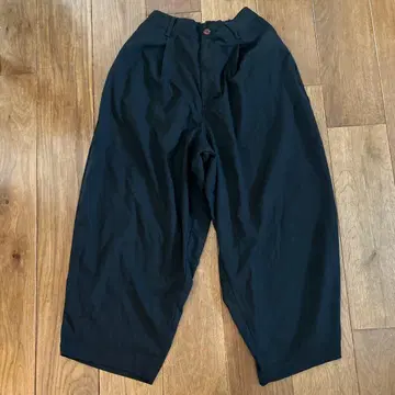 HARVESTY 블랙 와이드 팬츠 사이즈 1