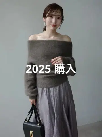 아뉴앙스 라쿤 폭스 오프숄더 니트 풀오버 moca