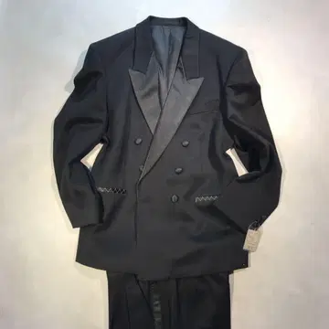 택 포함 새상품 83,000엔 고급 더블 턱시도 사이즈 S