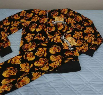 장미 무늬 셋업