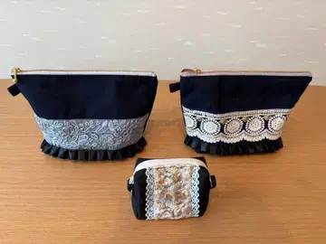 핸드메이드 파우치 3종 세트입니다.