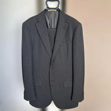 폴 스튜어트 수트