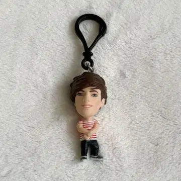 One Direction 루이 키체인 미니어처 피규어