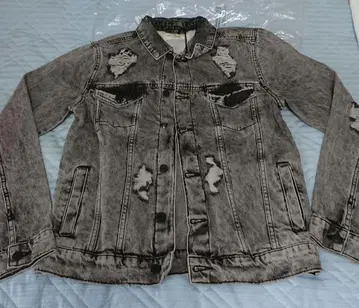 데미지 가공 그레이 데님 자켓