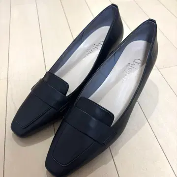 미사용 새상품 artemis by DIANA 스퀘어토 힐 로퍼