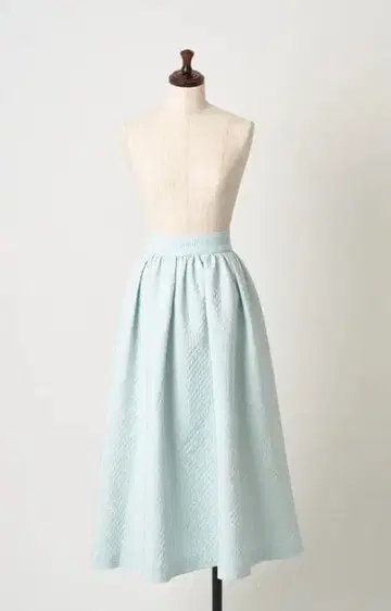 메종 에쉘 퀼팅 라이크 턱 개더 스커트 PS 아이스 블루