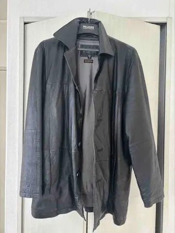 블랙 가죽 코트