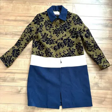 메리 캇트란주 새상품급 코트