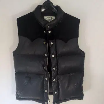 [새상품급] 리얼 맥코이 다운 베스트 사이즈 40