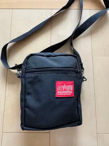 맨해튼 포티지 숄더백