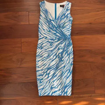 TADASHI SHOJI 슬리브리스 무릎 기장 원피스