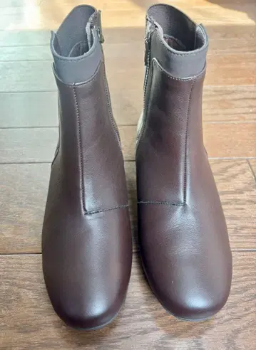 [ 새상품 ] 미즈노 숏부츠 22cm 가죽 다크 브라운 사이드 지퍼