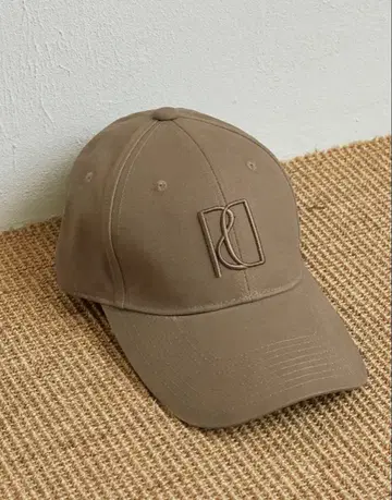 미사용품 다리치 RD 로고 캡